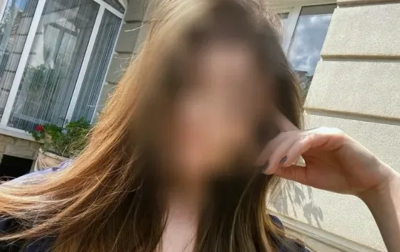 Ailsa, 19
