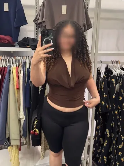Ayesha, 30