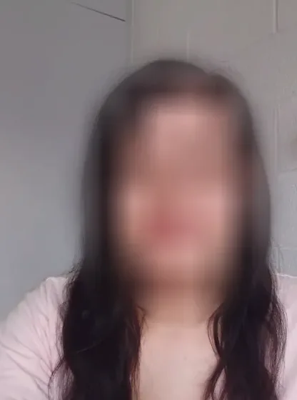 Catriona, 33
