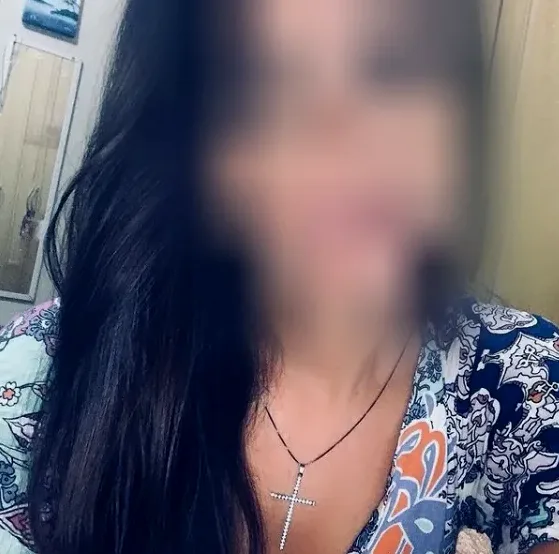 Harleen, 38