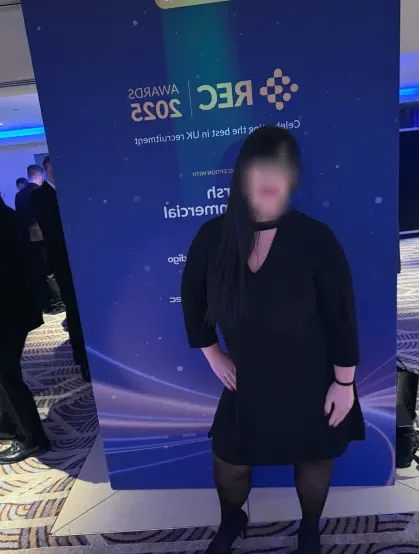 Holly, 31