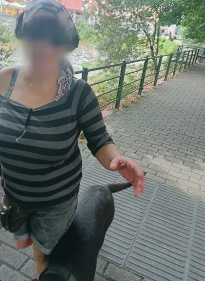 Laura, 32