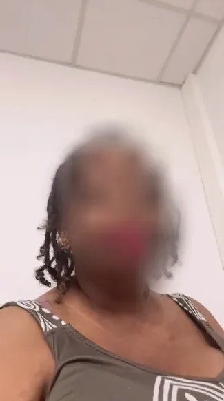 Lucy, 32