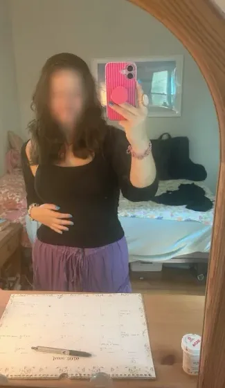 Mila, 27