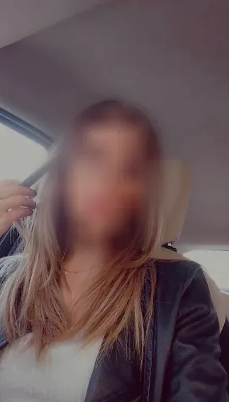 Molly, 33