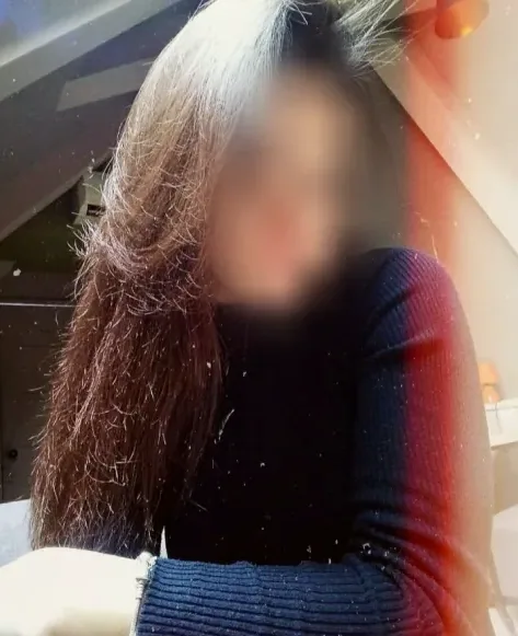 Molly, 35