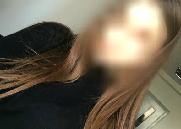 Samantha, 24